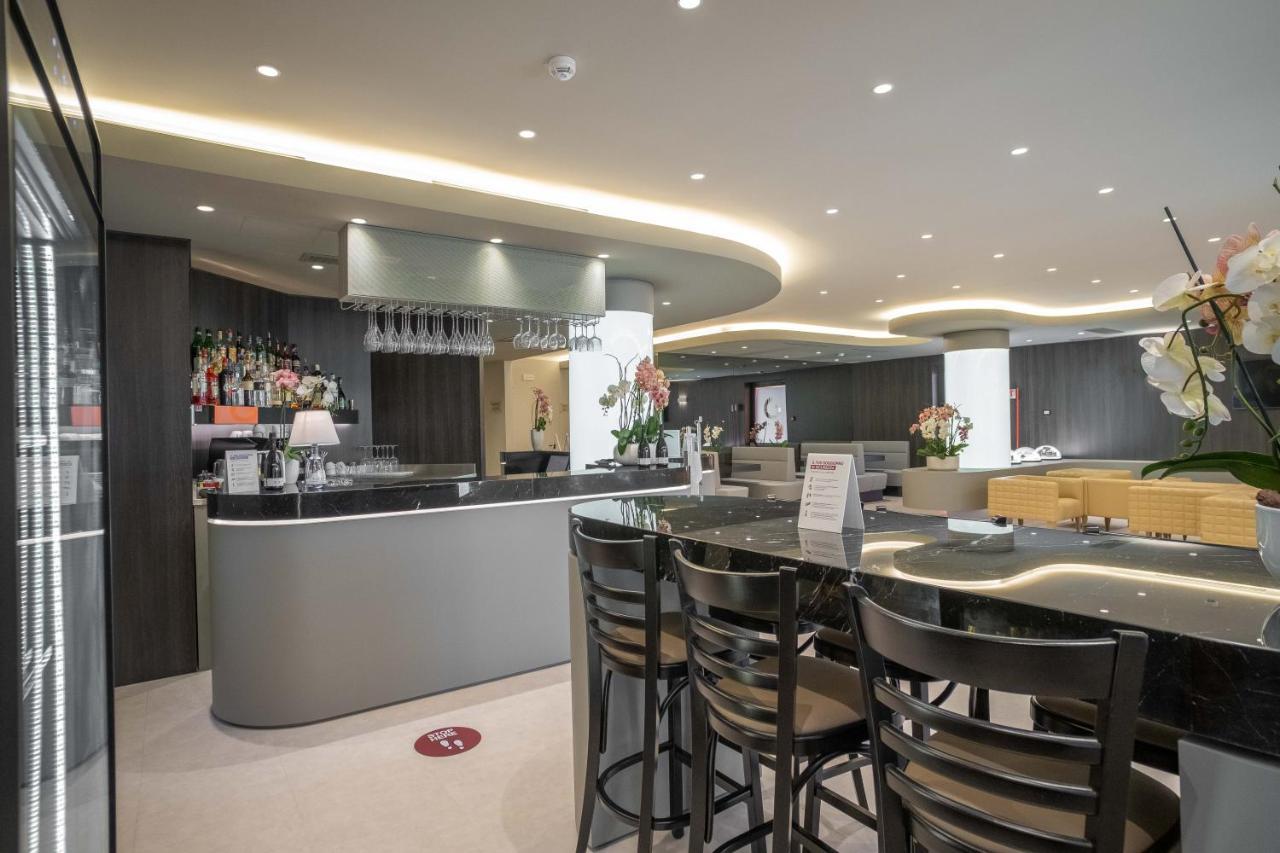 Hotel Guerro Кастельветро-ді-Модена Екстер'єр фото
