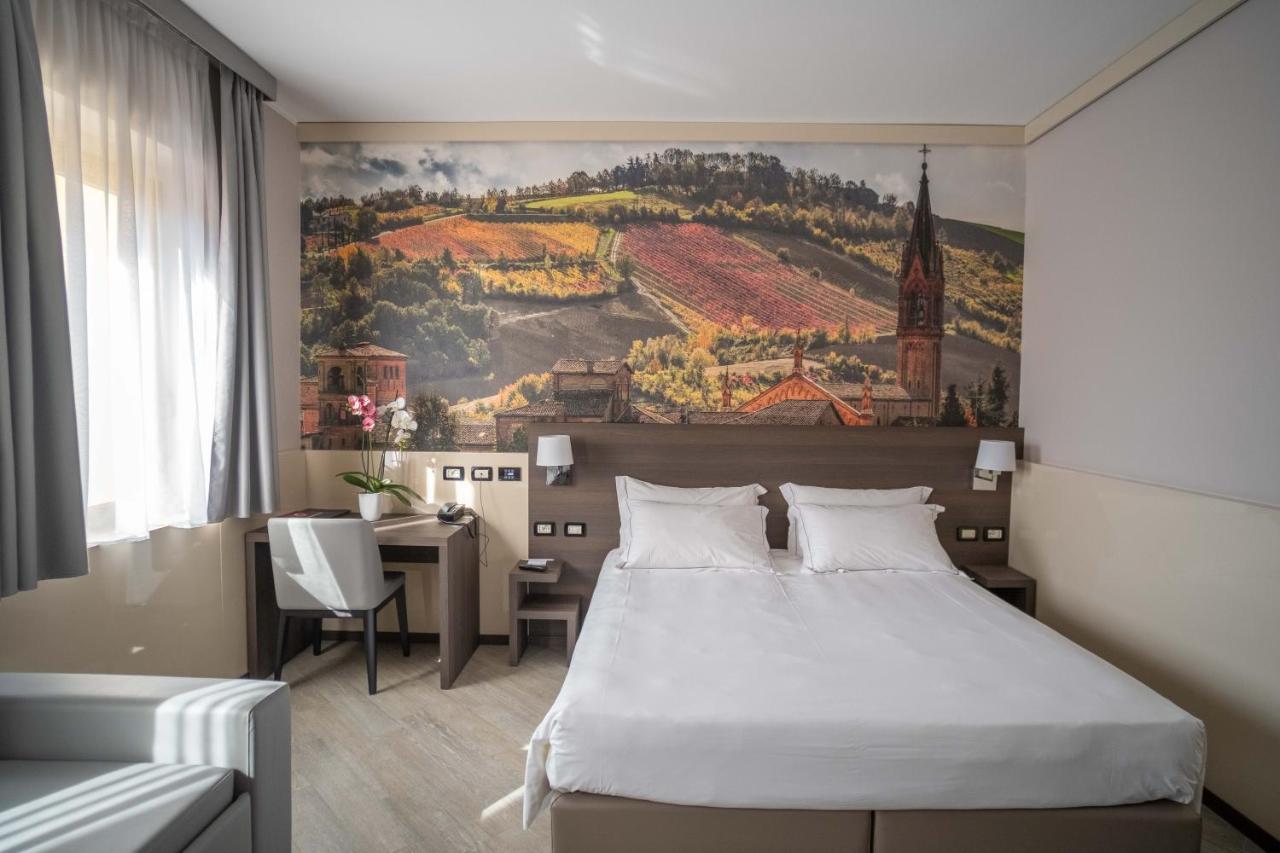 Hotel Guerro Кастельветро-ді-Модена Екстер'єр фото