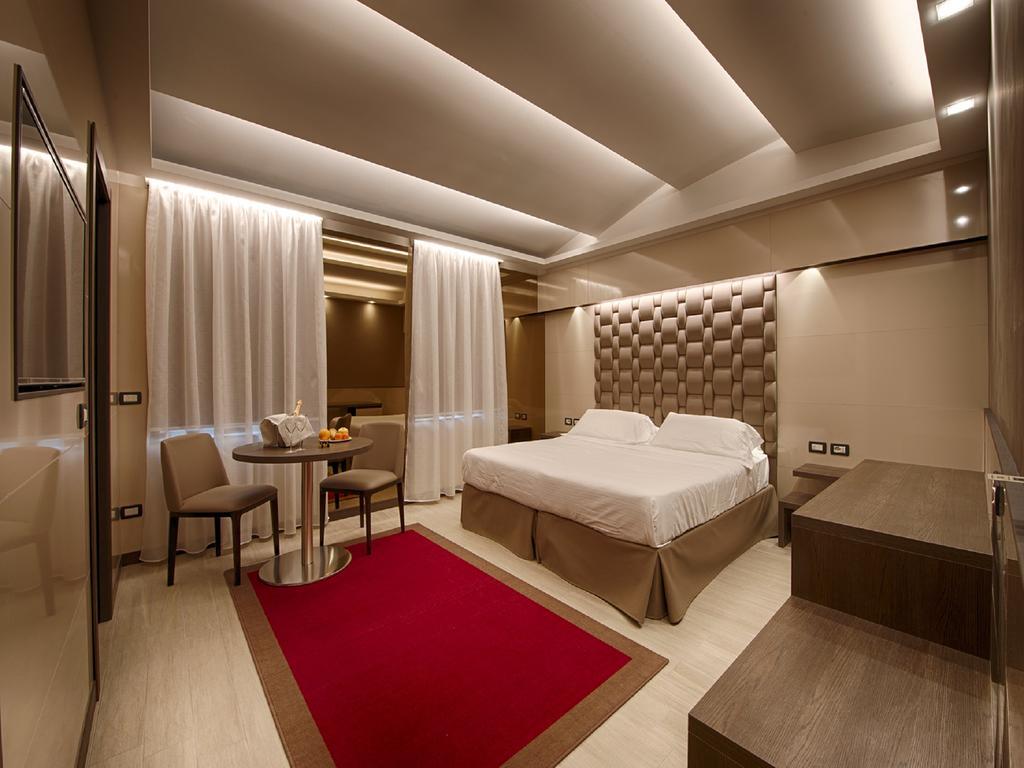Hotel Guerro Кастельветро-ді-Модена Екстер'єр фото